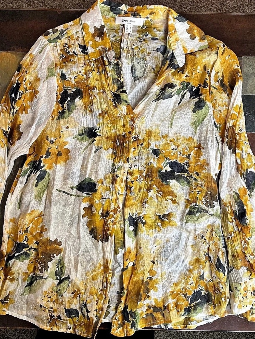 Haver & Blair Women’s Floral Button Down Blouse in White & Yellow Size Medium